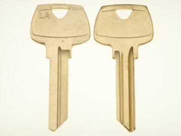 Key Blank S22/ LA