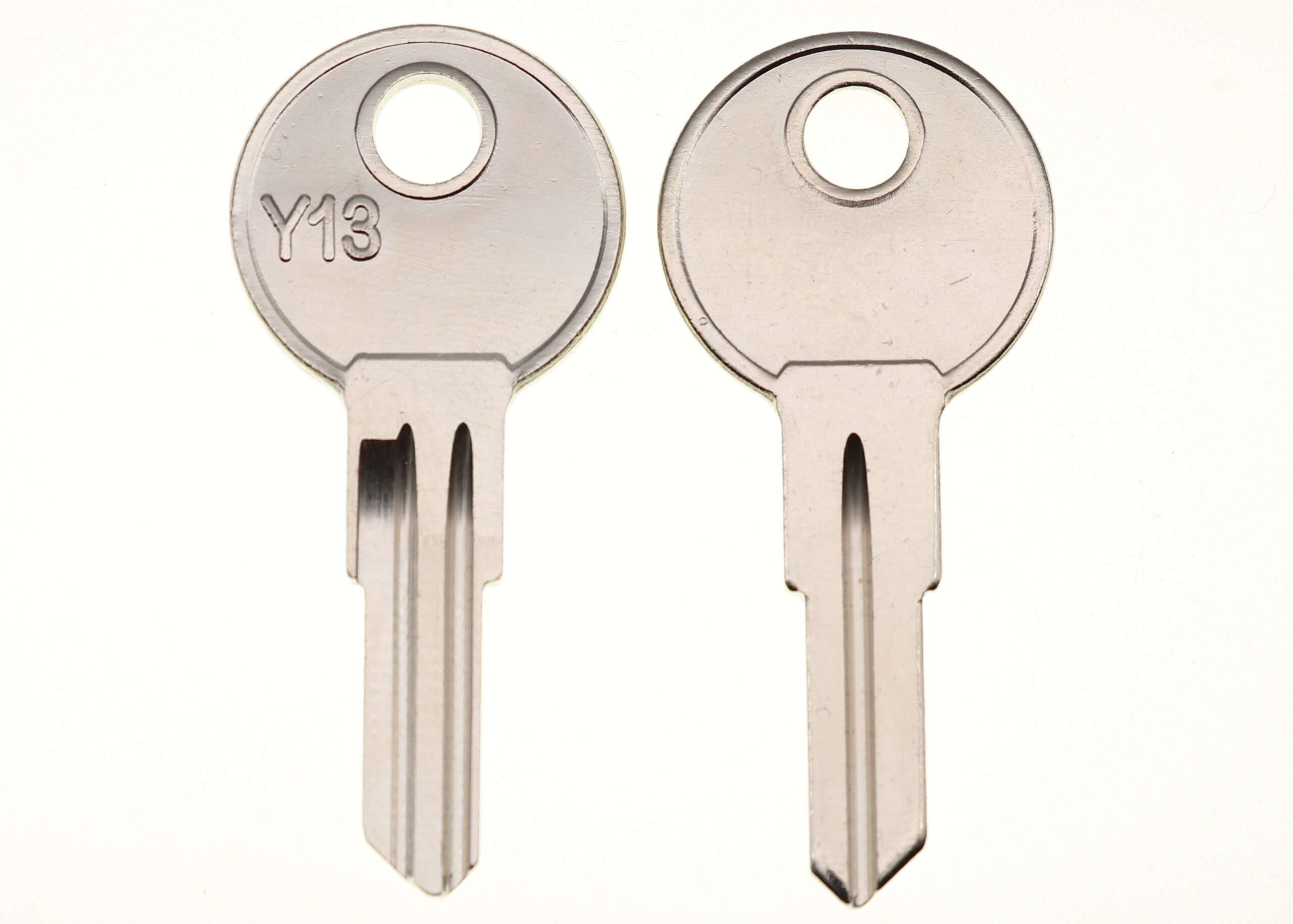 Key Blank Y13
