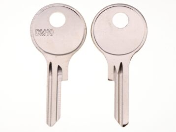 KEY BLANK DM10