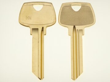 KEY BLANK HN