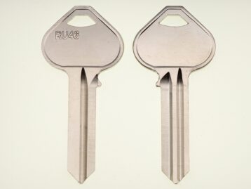 KEY BLANK RU46