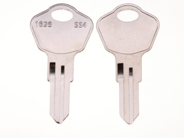 KEY BLANK SS4/1626