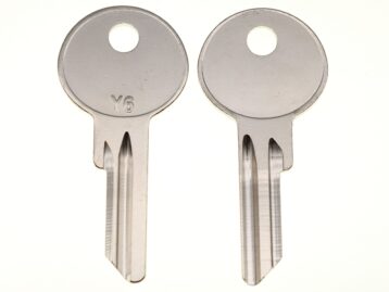 KEY BLANK Y6